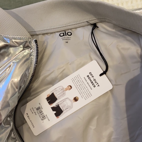 ALO Yoga Silver Metallic Jacket - Picture 2 of 3